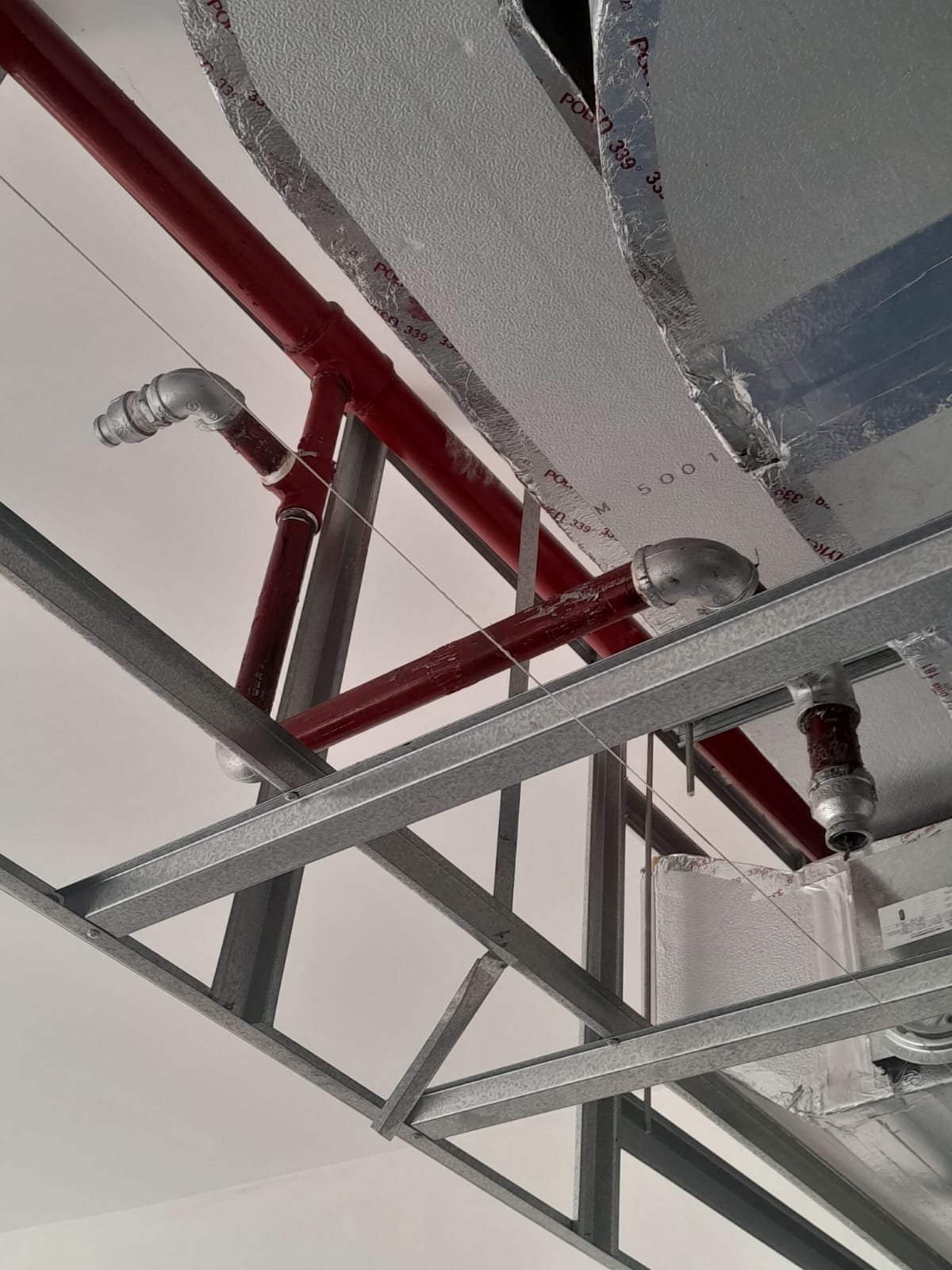Sprinkler branch connections