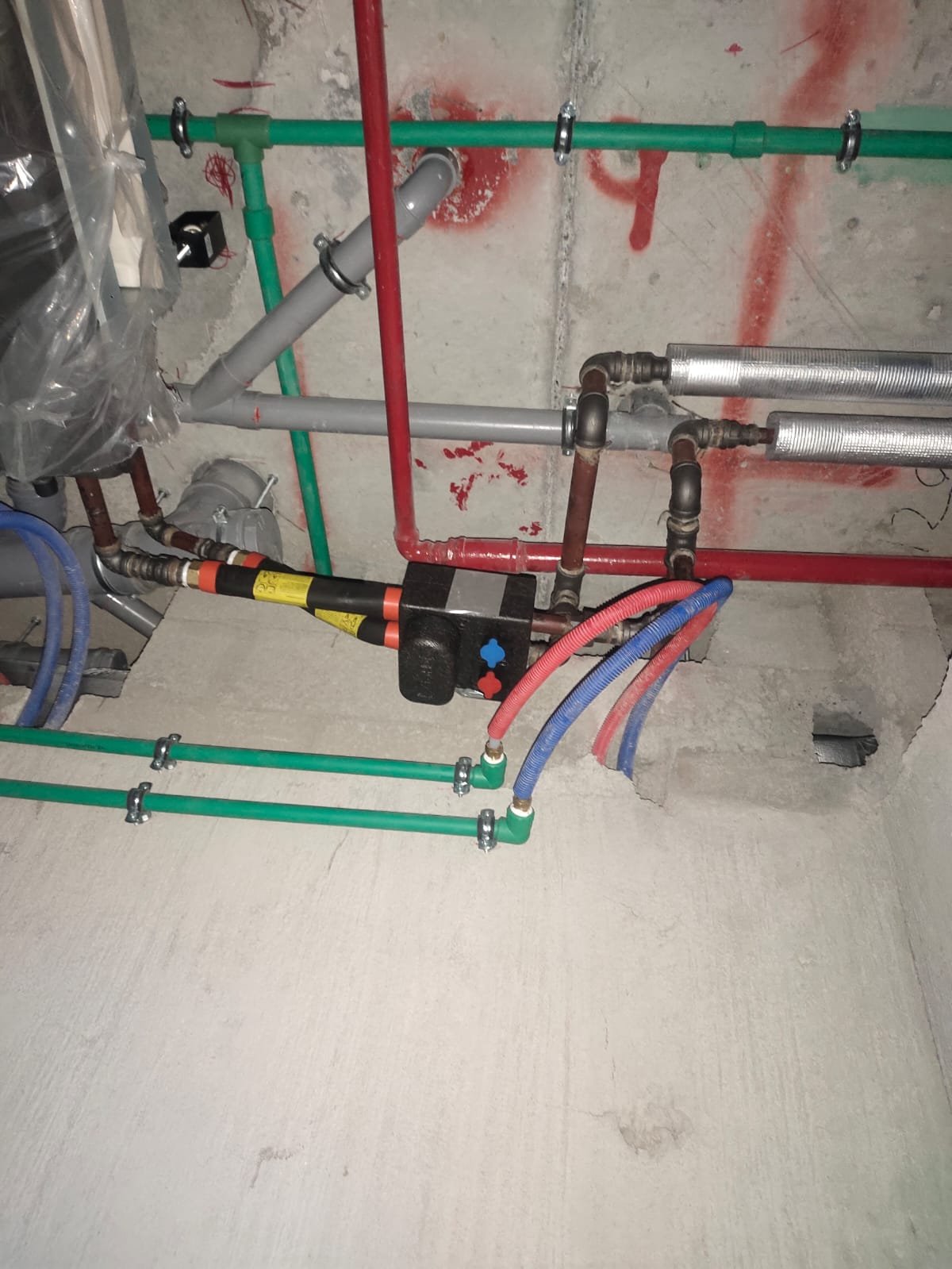 Valve & Riser Works